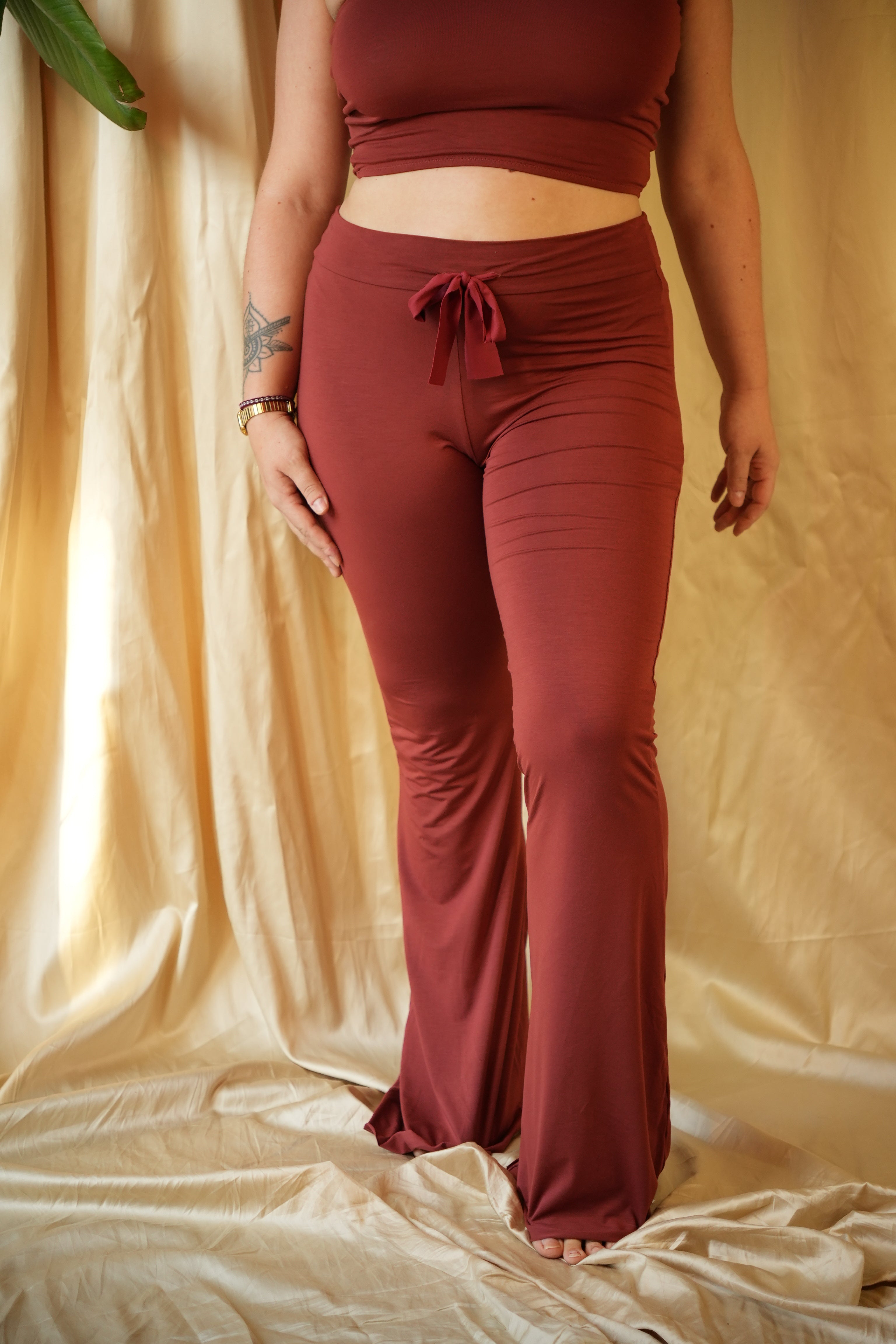 Cycas Pantalone Organica☽ 2025