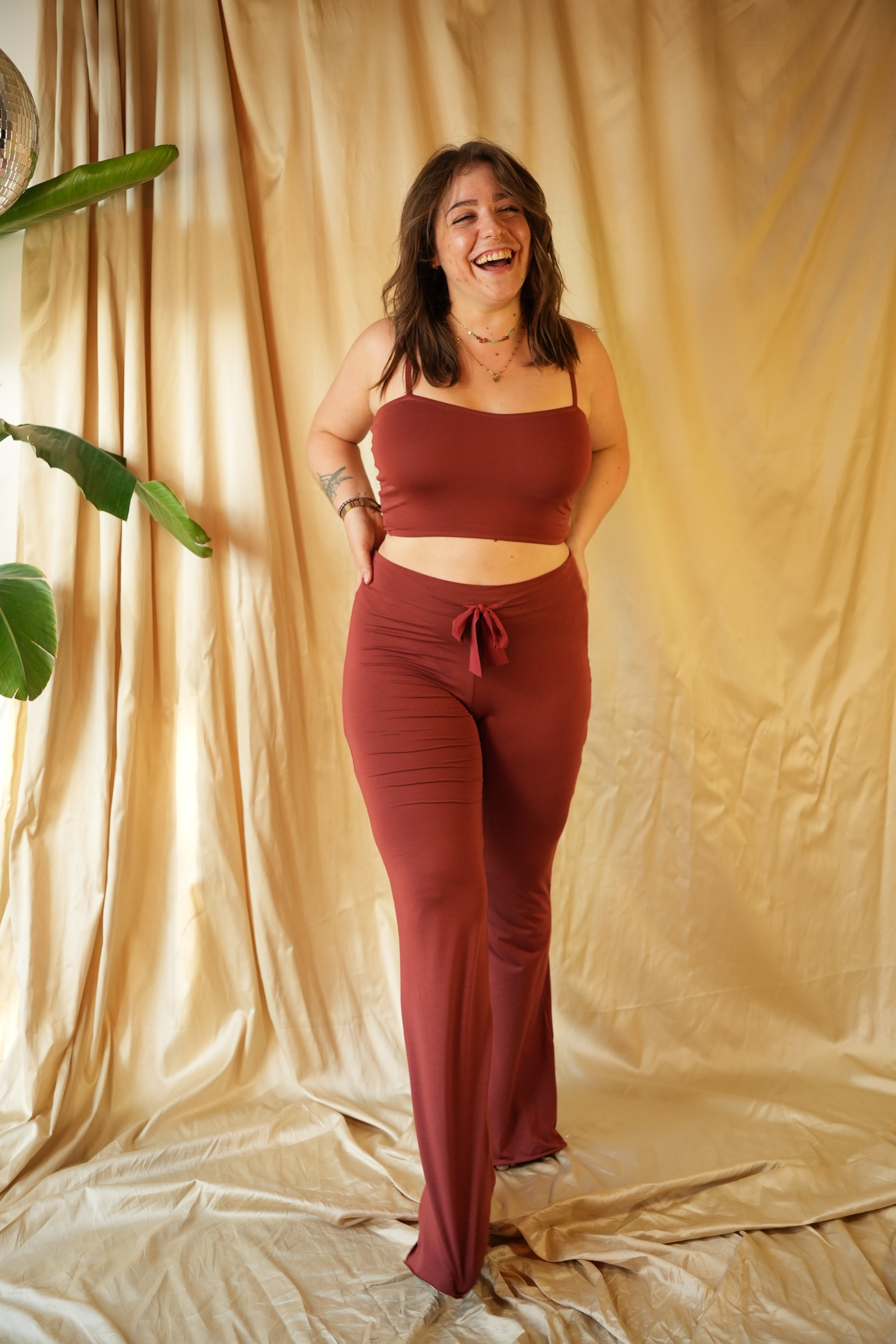 Cycas Pantalone Organica☽ 2025